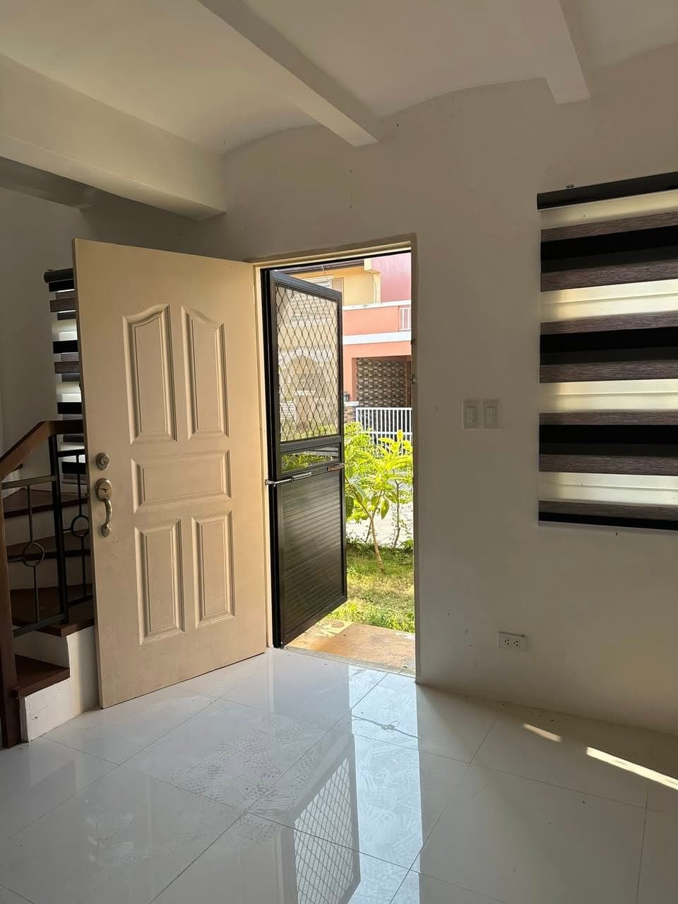 House for rent - photo 3