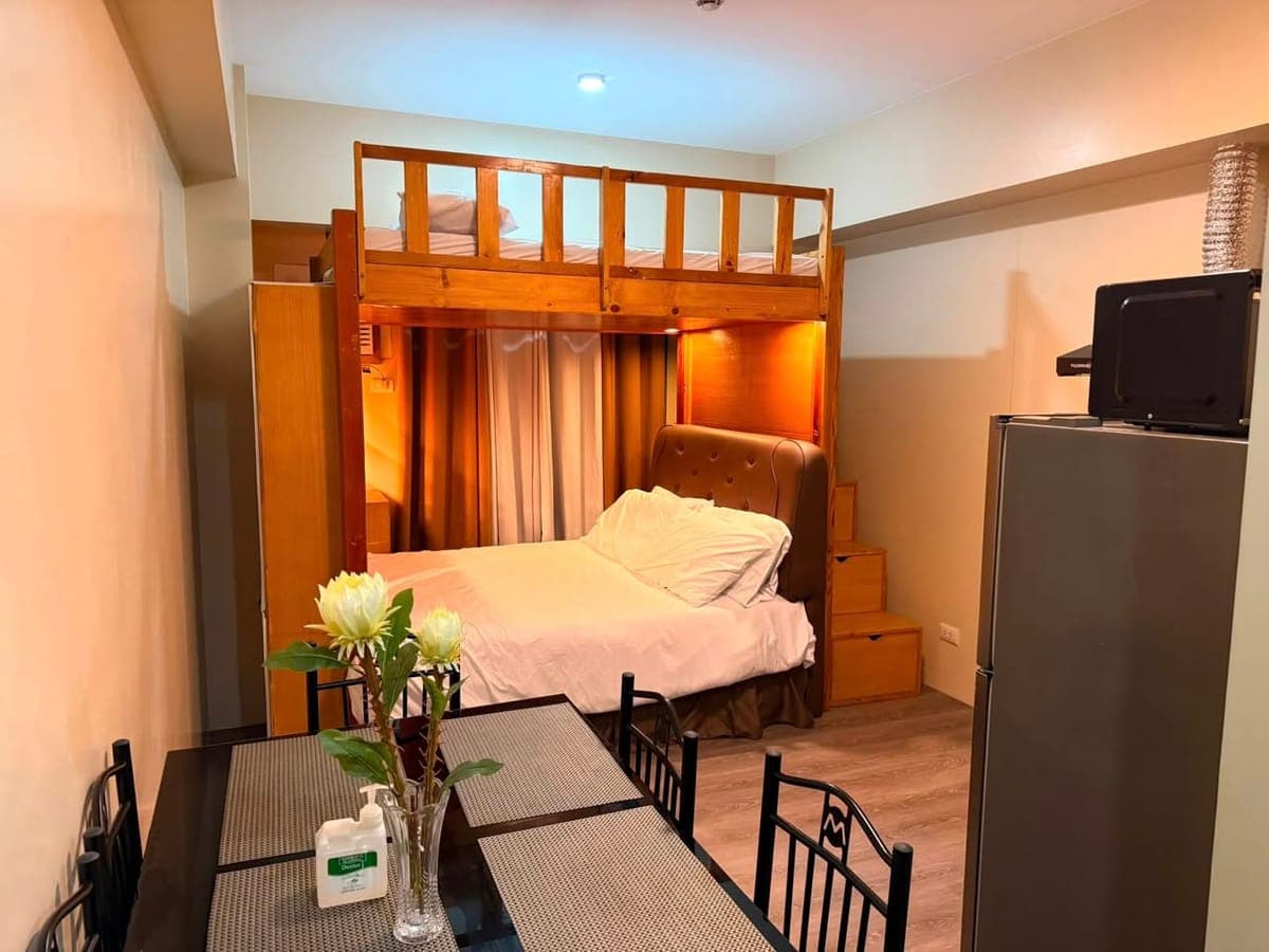 Apartment for Rent (Serin East Tagaytay) - photo 1