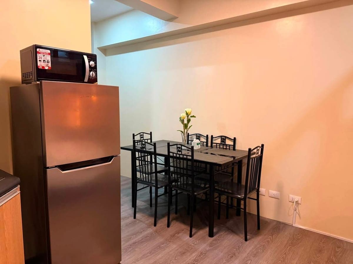 Apartment for Rent (Serin East Tagaytay) - photo 2