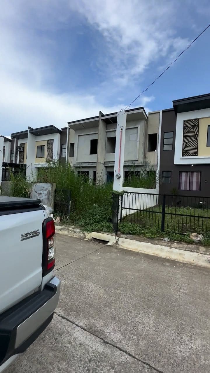 For Rent - Century PHirst Centrale Batulao - photo 1