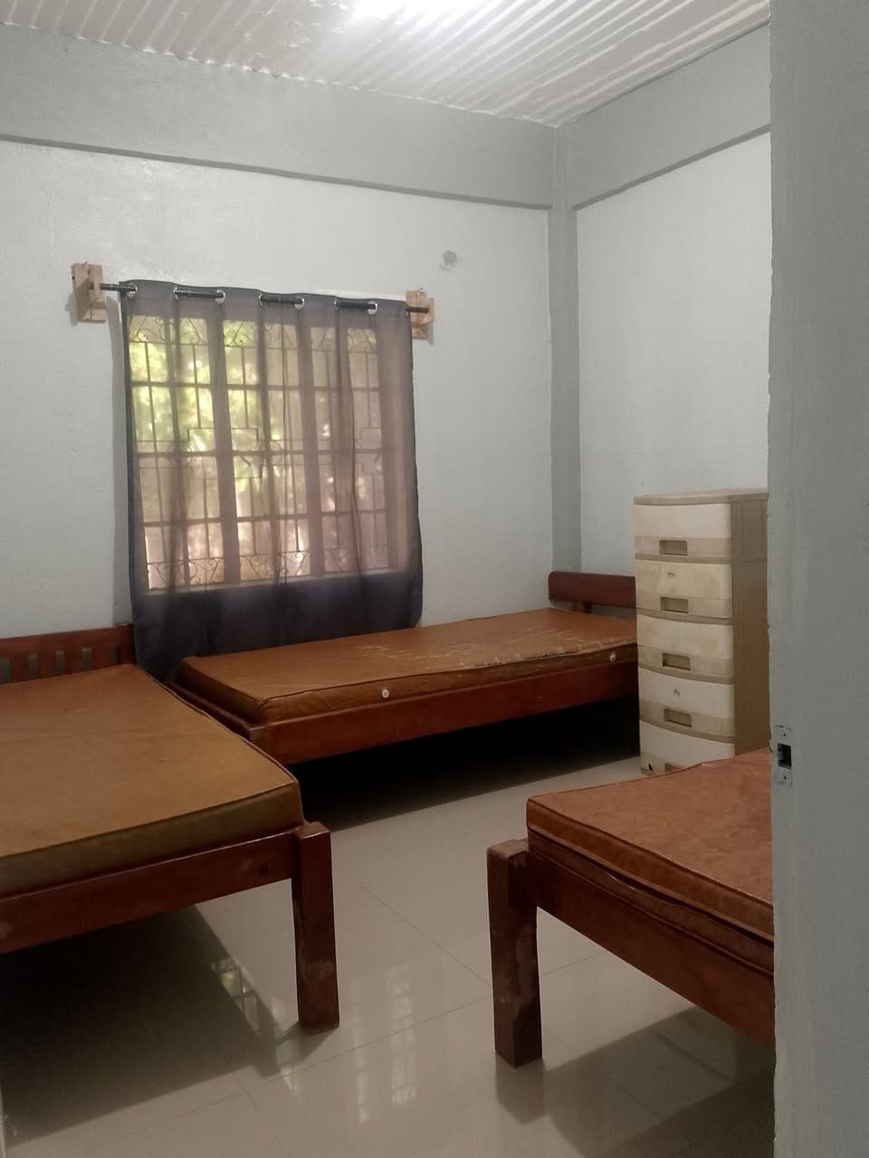 Bed spacer for rent - photo 1