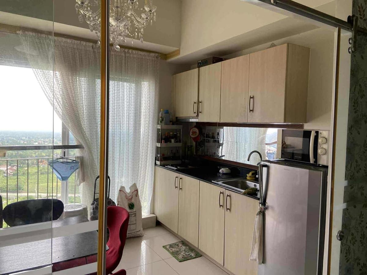 For rent CONDO UNIT SMDC TAGAYTAY TOWER 2 studio type furnished swimming pool view no parking 18k mo... - photo 1