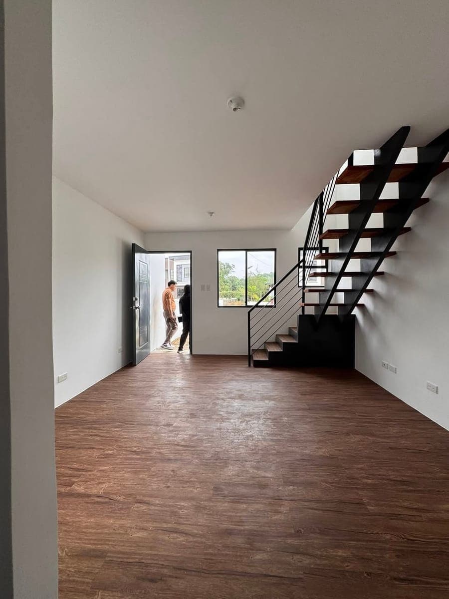 House for Rent - photo 2