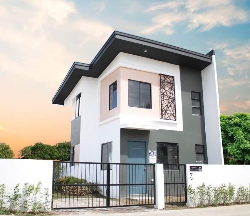 House for Rent - photo 1