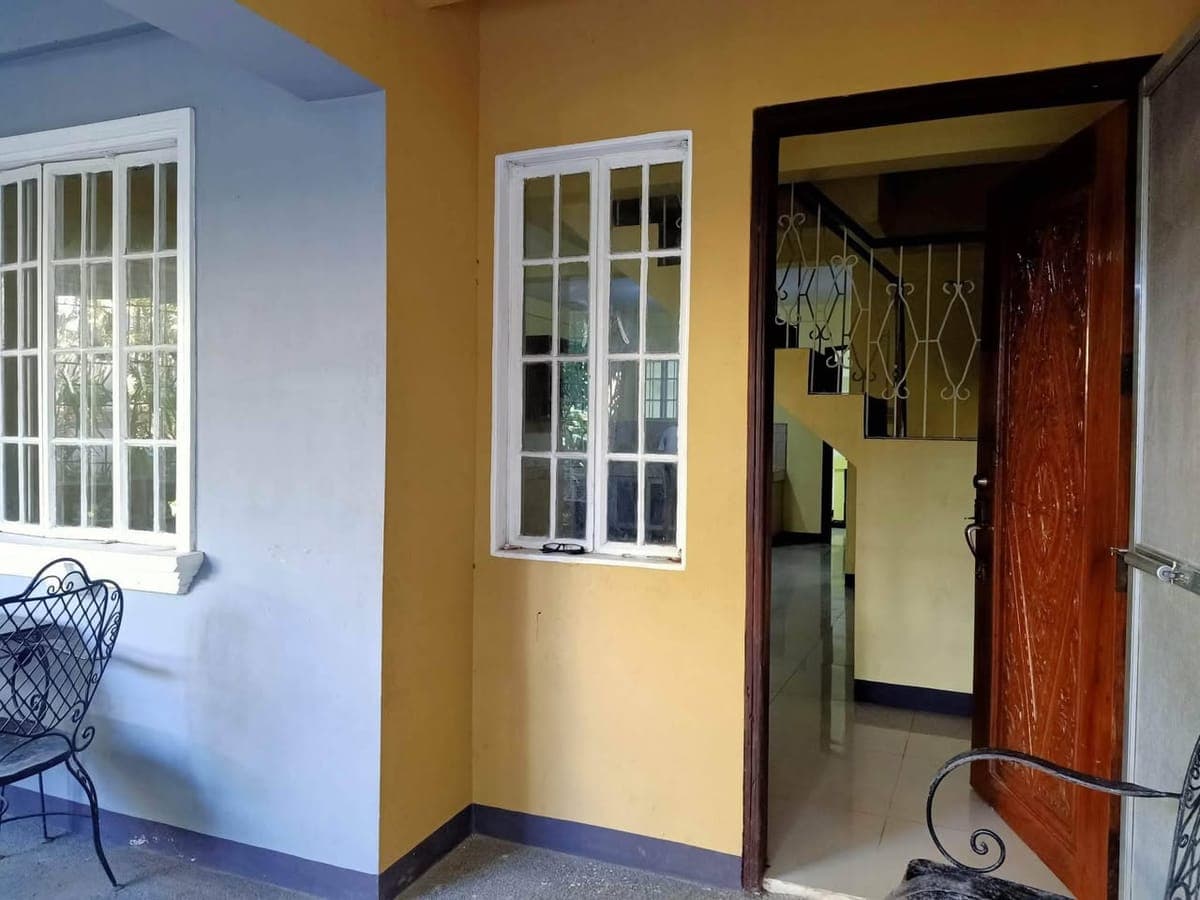 House for Rent Kaybagal Tagaytay Near Sky Ranch - photo 5