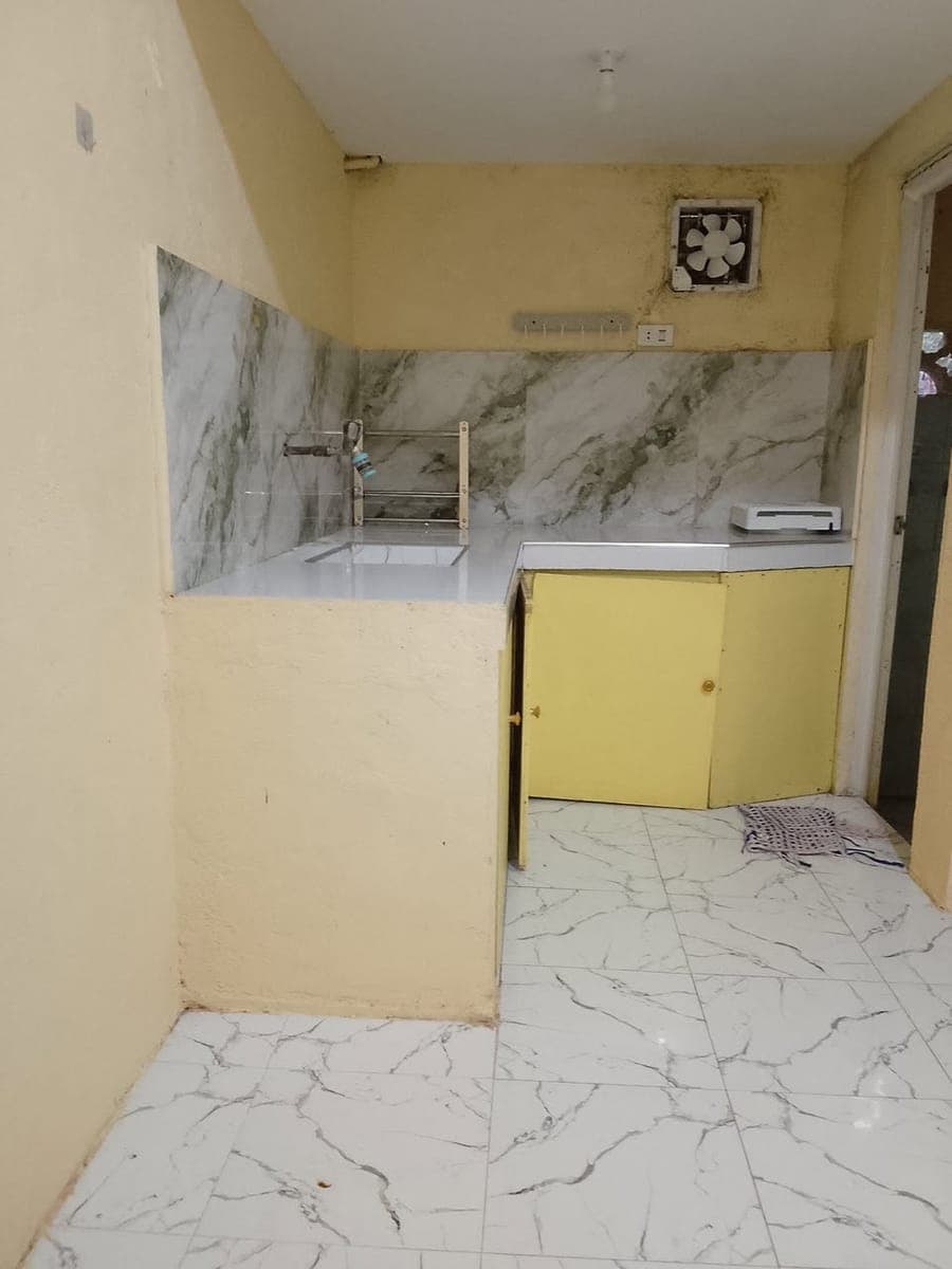 house for rent 2 bedroom unfurnished my aircon na Ang Isang room 10k monthly brgy sungay west tagayt... - photo 4