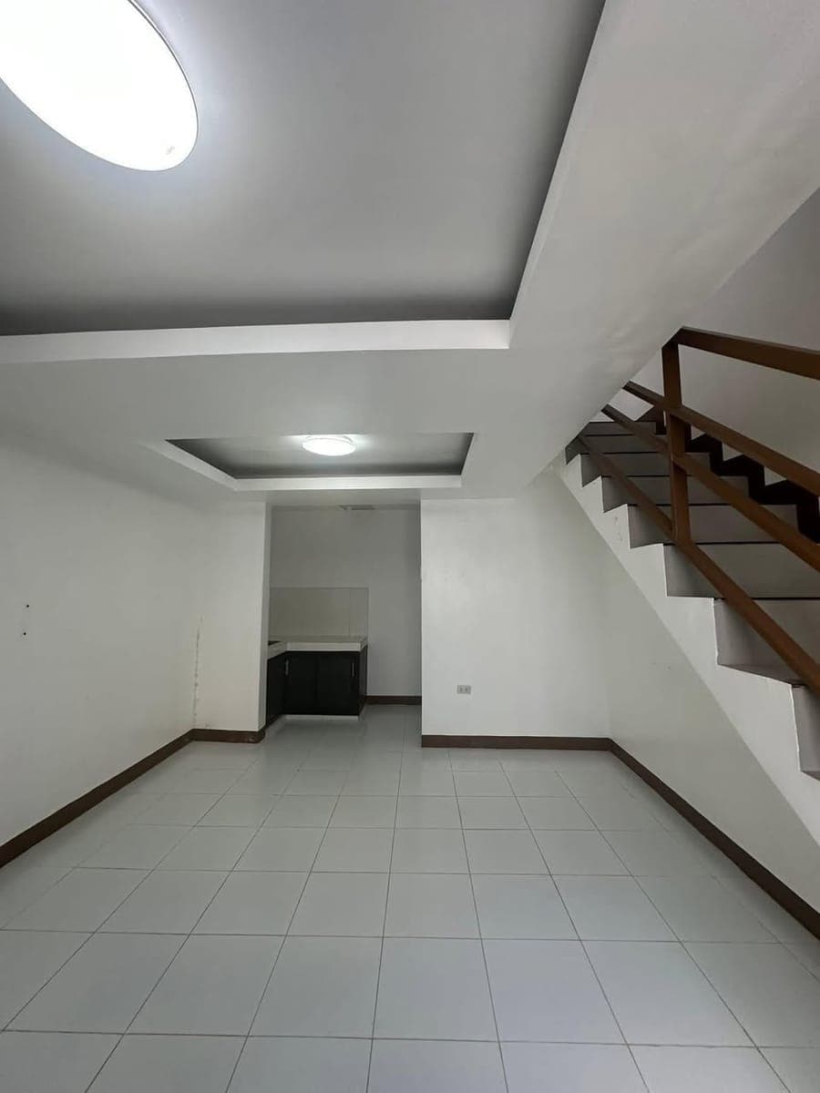 Long Term Lease House for Rent - photo 3
