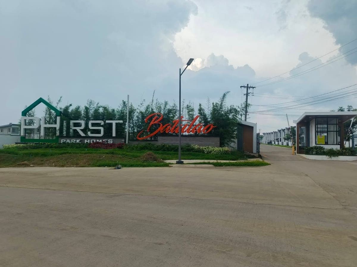 🏡For Rent‼️ 2 Calista Mid Units Available – Move-In Ready! 🏡 - photo 3