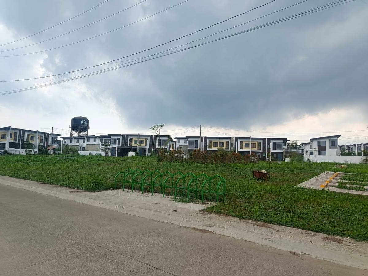 🏡For Rent‼️ 2 Calista Mid Units Available – Move-In Ready! 🏡 - photo 4