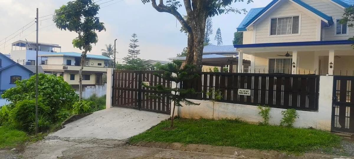 For rent 4brm 3tb 2 car garage with dipping pool near balay dako furnished 40k 📞09192022022 vickie - photo 1