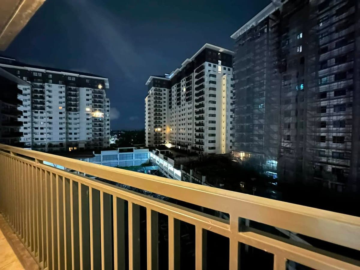 🏡 FOR RENT | 2-Bedroom Corner Unit at Serin East Tagaytay 🌿 - photo 2