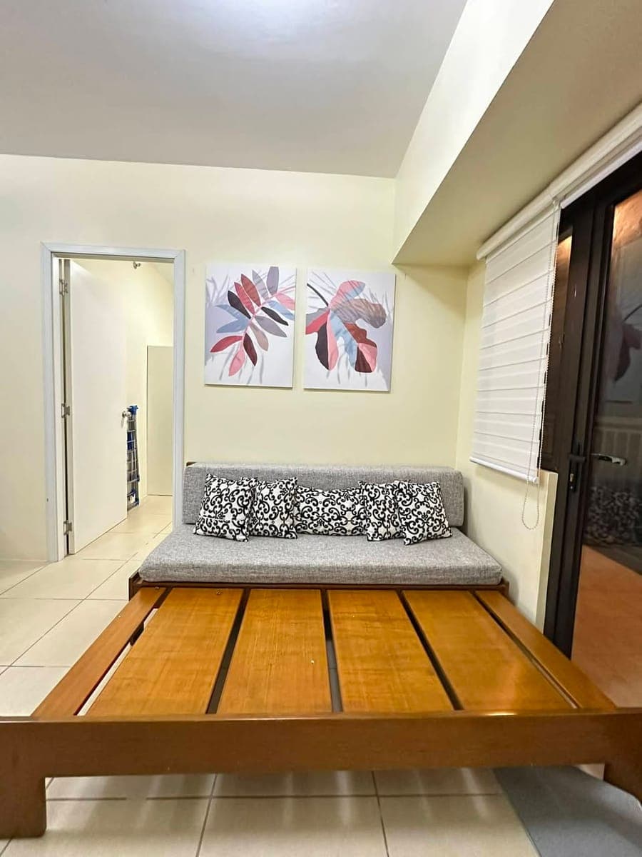 🏡 FOR RENT | 2-Bedroom Corner Unit at Serin East Tagaytay 🌿 - photo 5