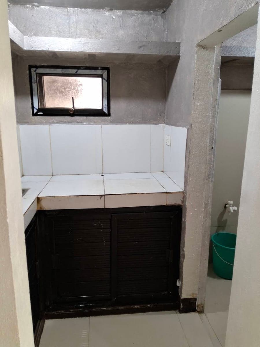 APARTMENT FOR RENT UP AND DOWN 2BEDROOM 1BATHROOM CAR PARKING - photo 3