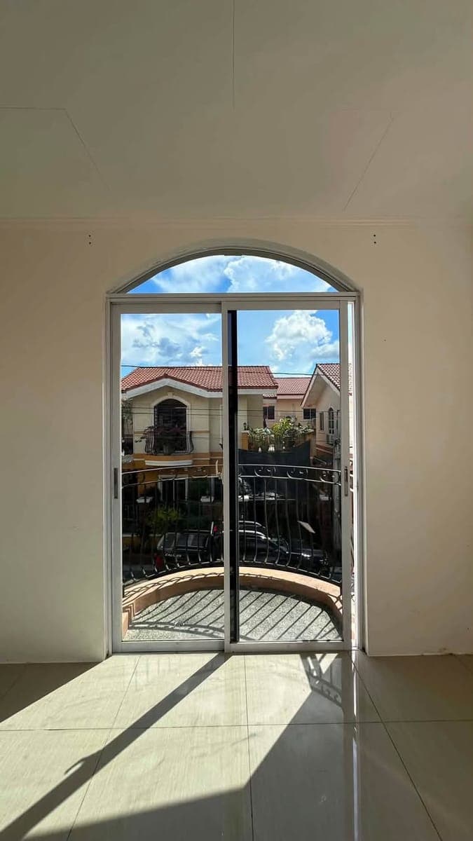 ✨ YOUR DREAM HOME AWAITS AT TAGAYTAY! - photo 5