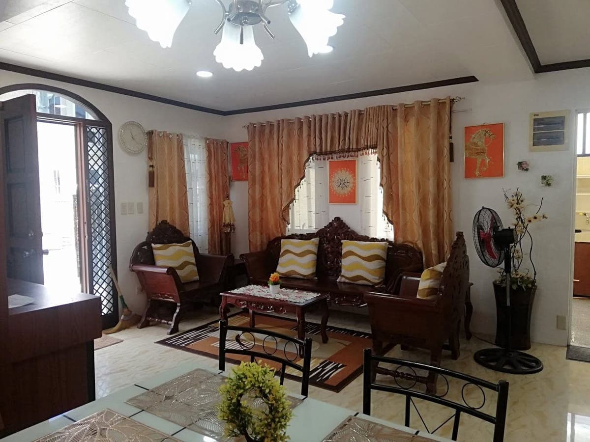 HOUSE FOR RENT - photo 2