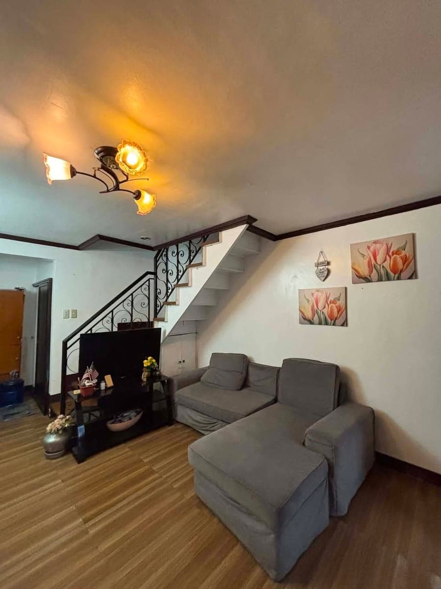 🏡 House for Rent - photo 2