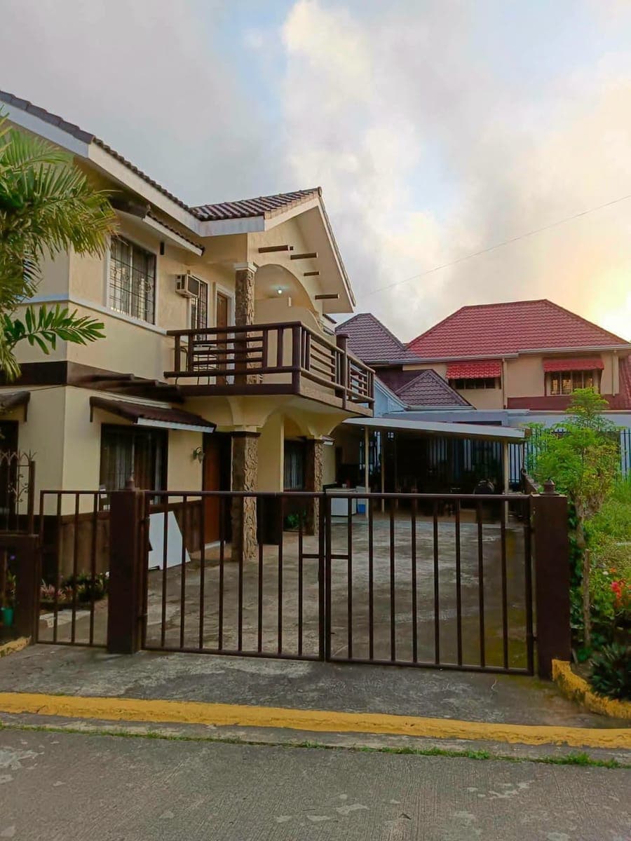 Tagaytay house for rent duplex 2 unit available Unit A and b - photo 2