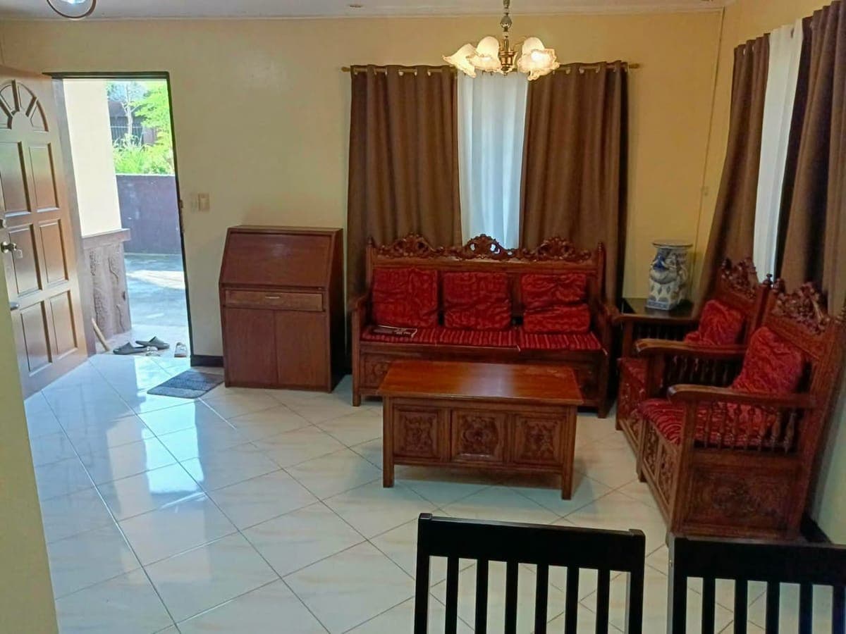 Tagaytay house for rent duplex 2 unit available Unit A and b - photo 3