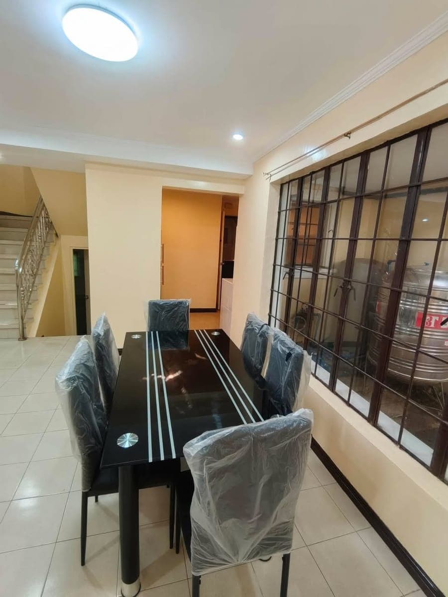 House for rent in Tagaytay Prime Location - photo 1