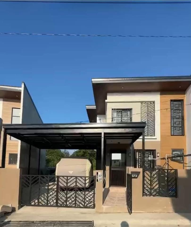 House for rent - photo 1