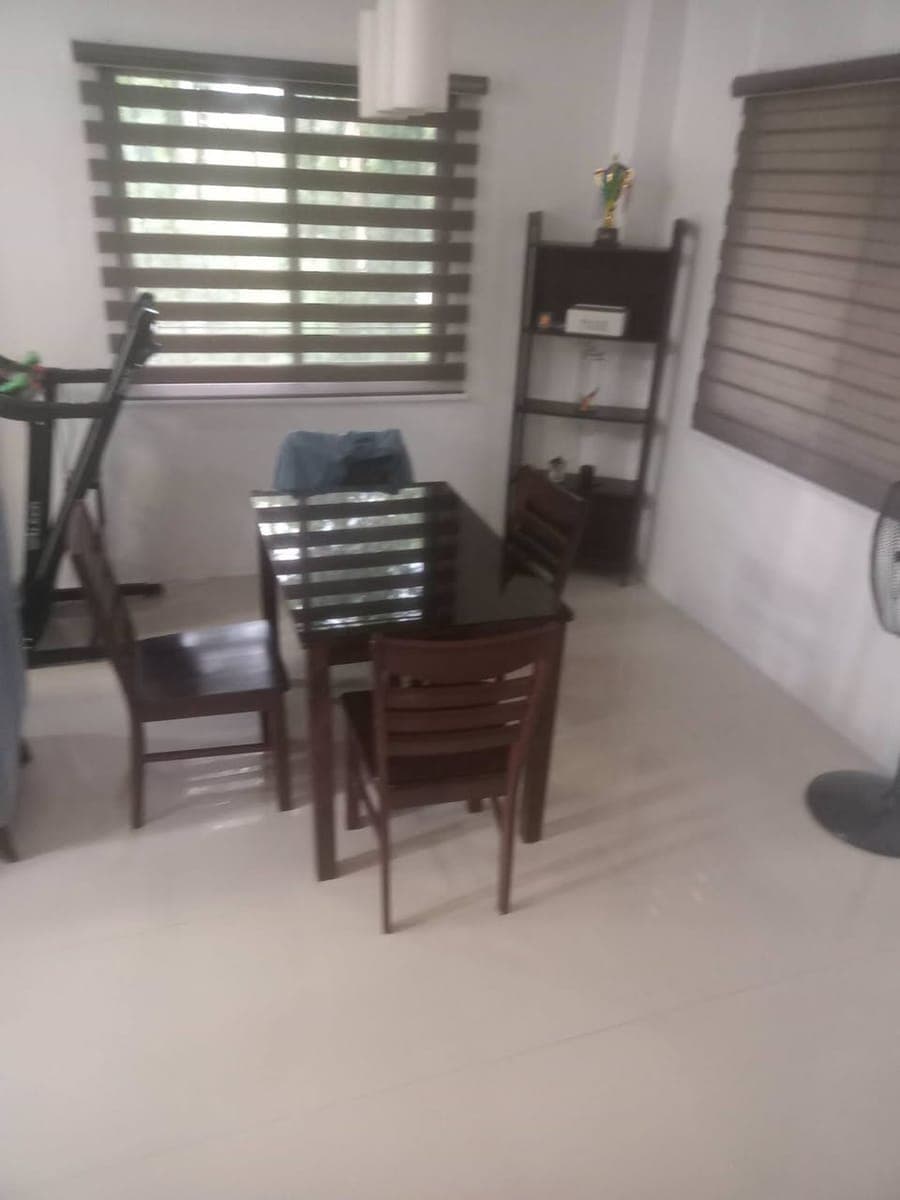 Tagaytay house for rent Inside subd. - photo 3