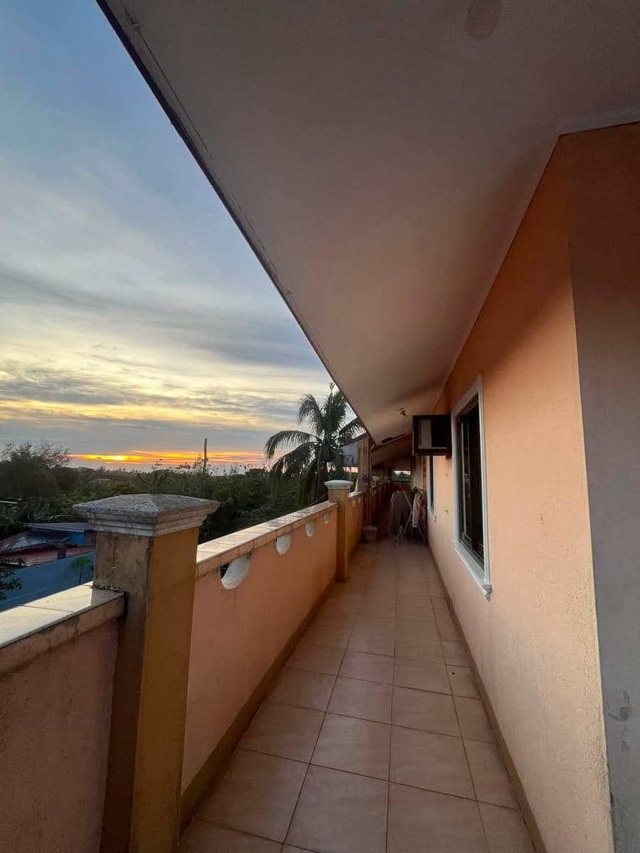 FOR RENT ROOFTOP STUDIO TYPE 🏠 - photo 1