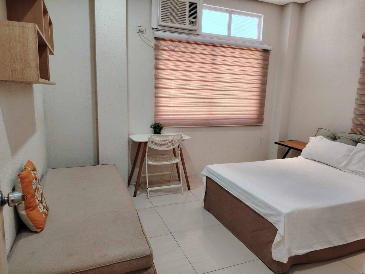 good location apartment One Unit for rent - photo 10