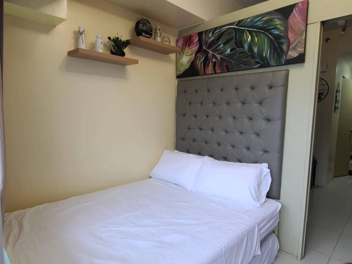 FOR SUBLEASE - photo 4
