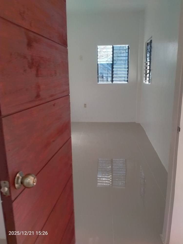 Room for rent in martisan beach banilad Bacong - photo 2
