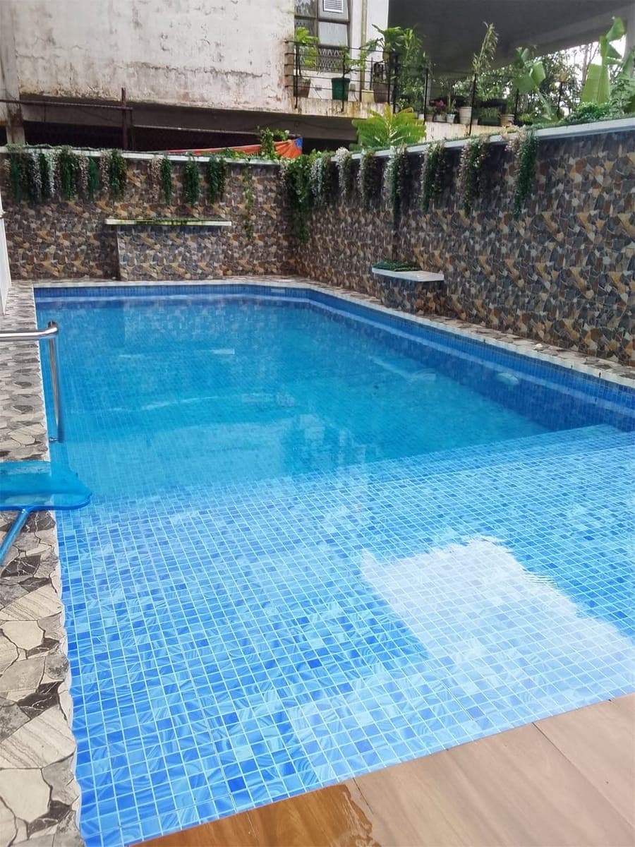 house for rent 3bedroom 4batroom modern house 70k monthly my swimming pool tagaytay city pm nlng for more details - photo 2