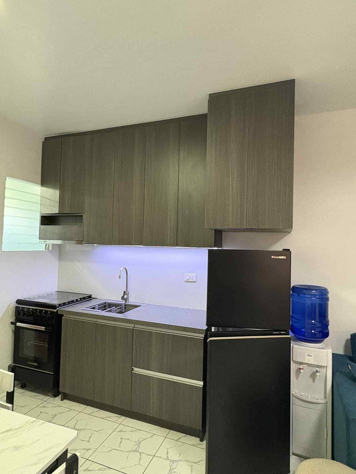 Townhouse for Rent - photo 2