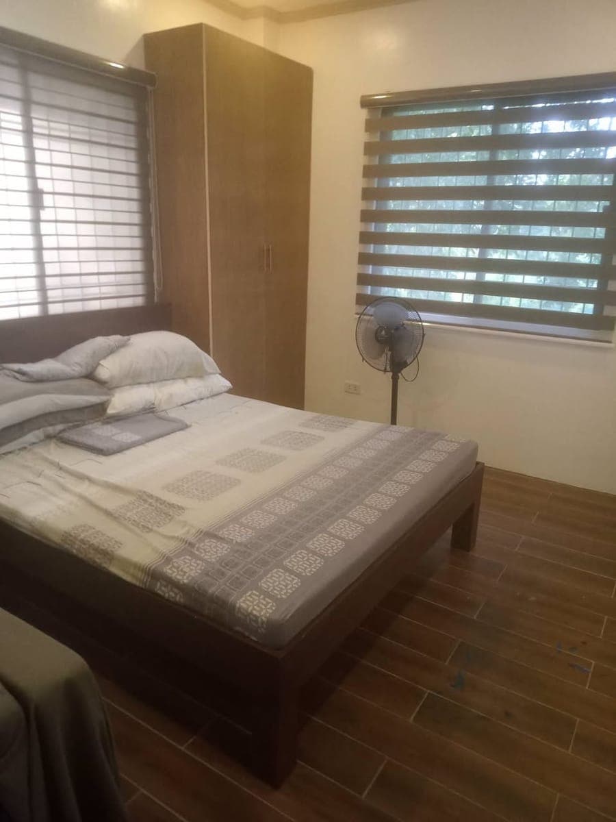 Tagaytay house for rent Inside subd - photo 4