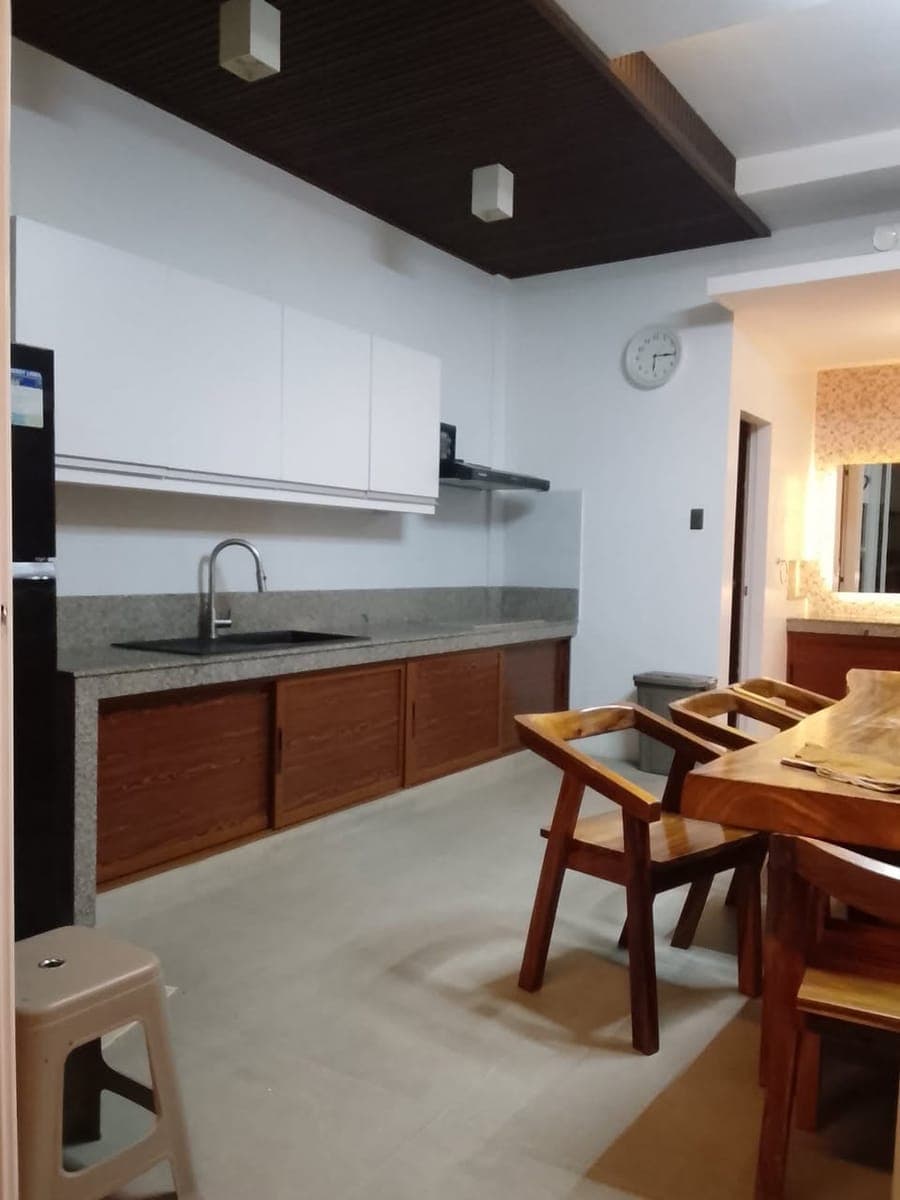 modern house for rent 3bedroom furnished my swimming pool 70k monthly tagaytay city pm nlng for more details - photo 5