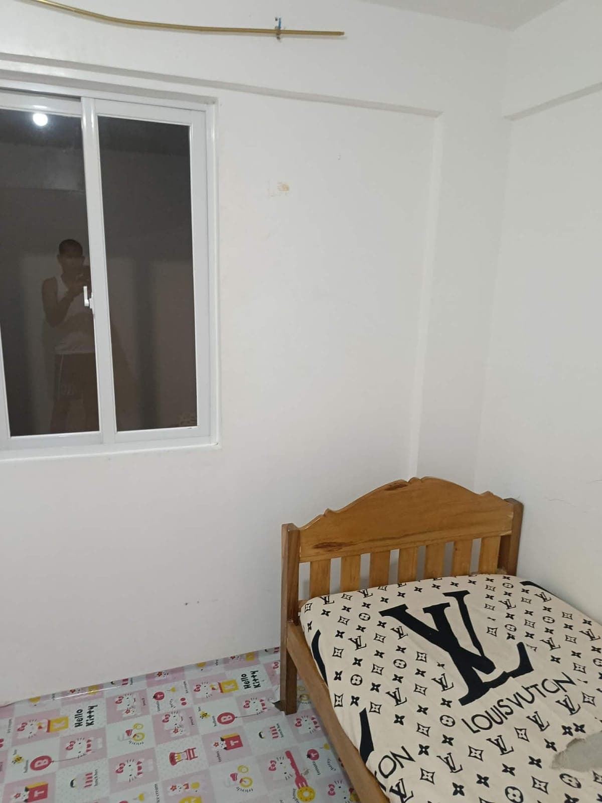 2 bedrooms unturned town house "12k at camellia homes cantil e" for sure clients please PM DM and co... - photo 3