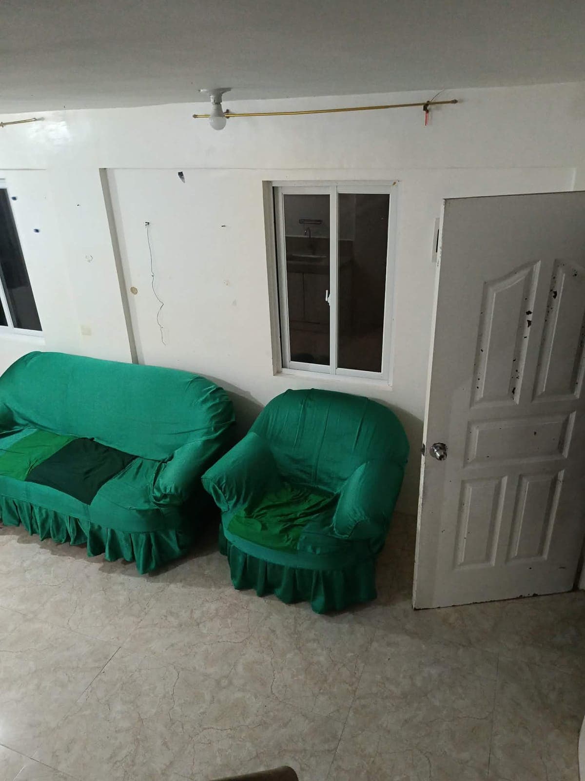 2 bedrooms unturned town house "12k at camellia homes cantil e" for sure clients please PM DM and co... - photo 6