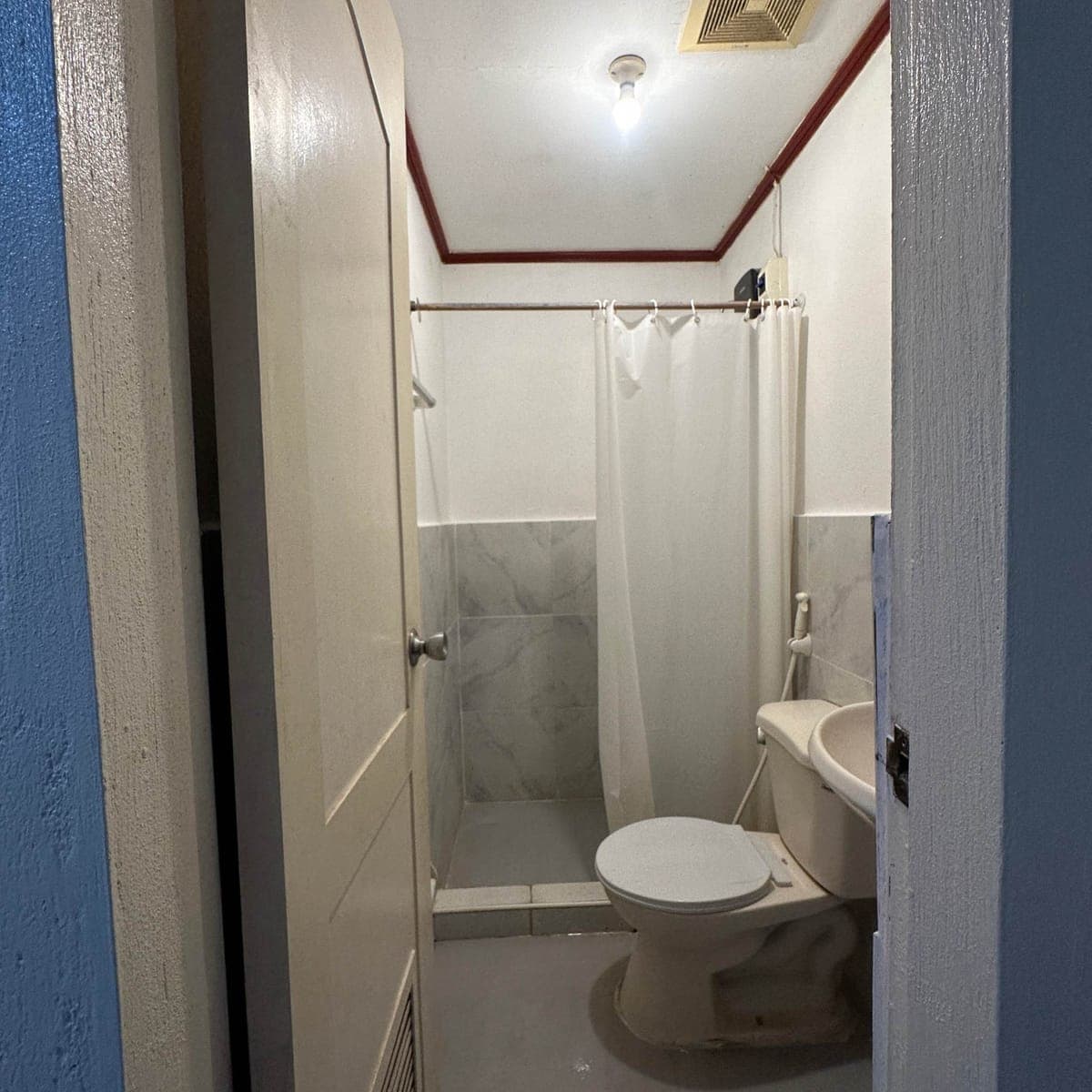 APARTMENT FOR RENT - photo 4