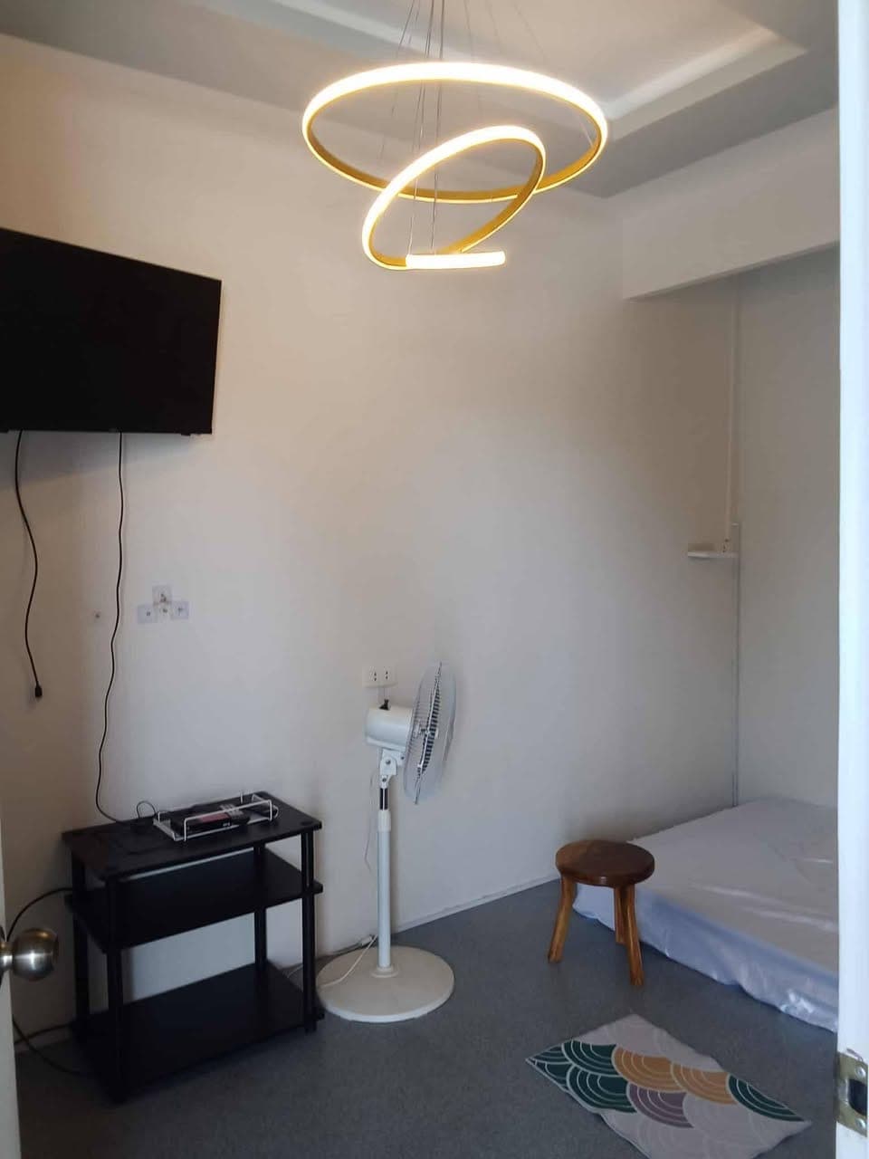 Apartment for Rent - photo 2