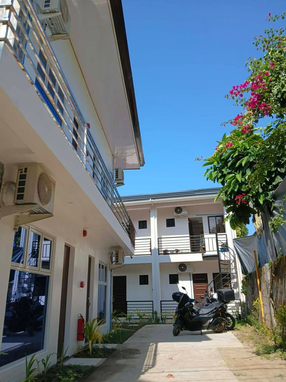 Apartment for Rent - photo 2