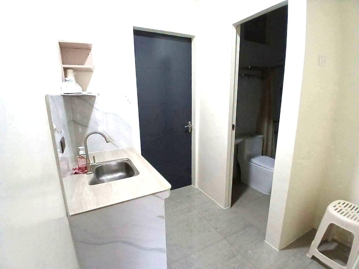 Looking for a place to call home? 🏠 The  new Daro apartment for rent near Ace Doctor Hospital is re... - photo 3