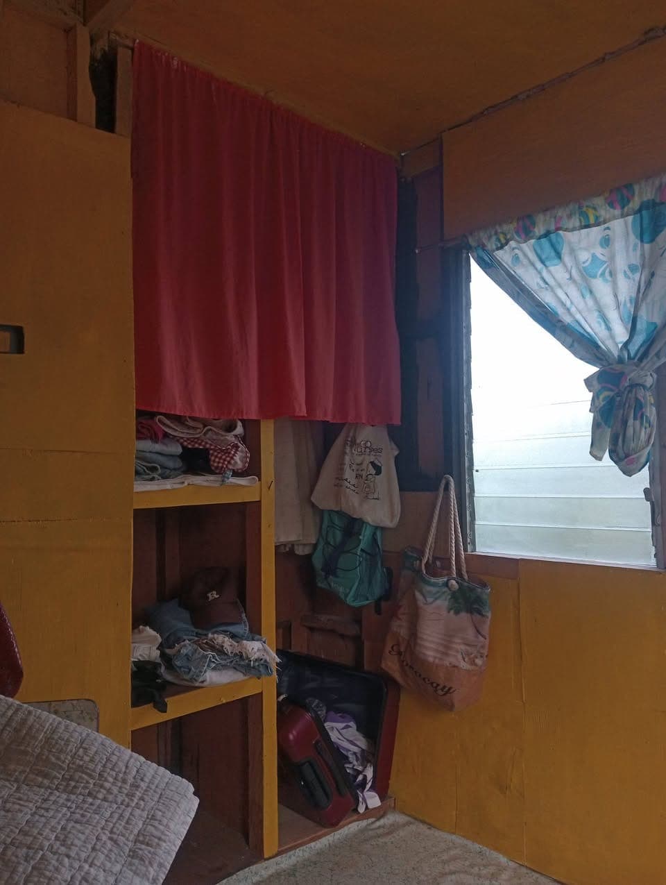 SOLO ROOM FOR RENT 2500 AVAILABLE TOMORROW, PULANGTUBIG NEAR GYM - photo 2