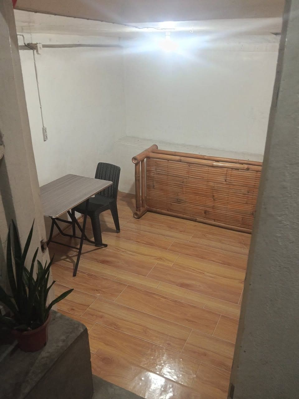 Room for rent Good for 3 to 4 Person - photo 2