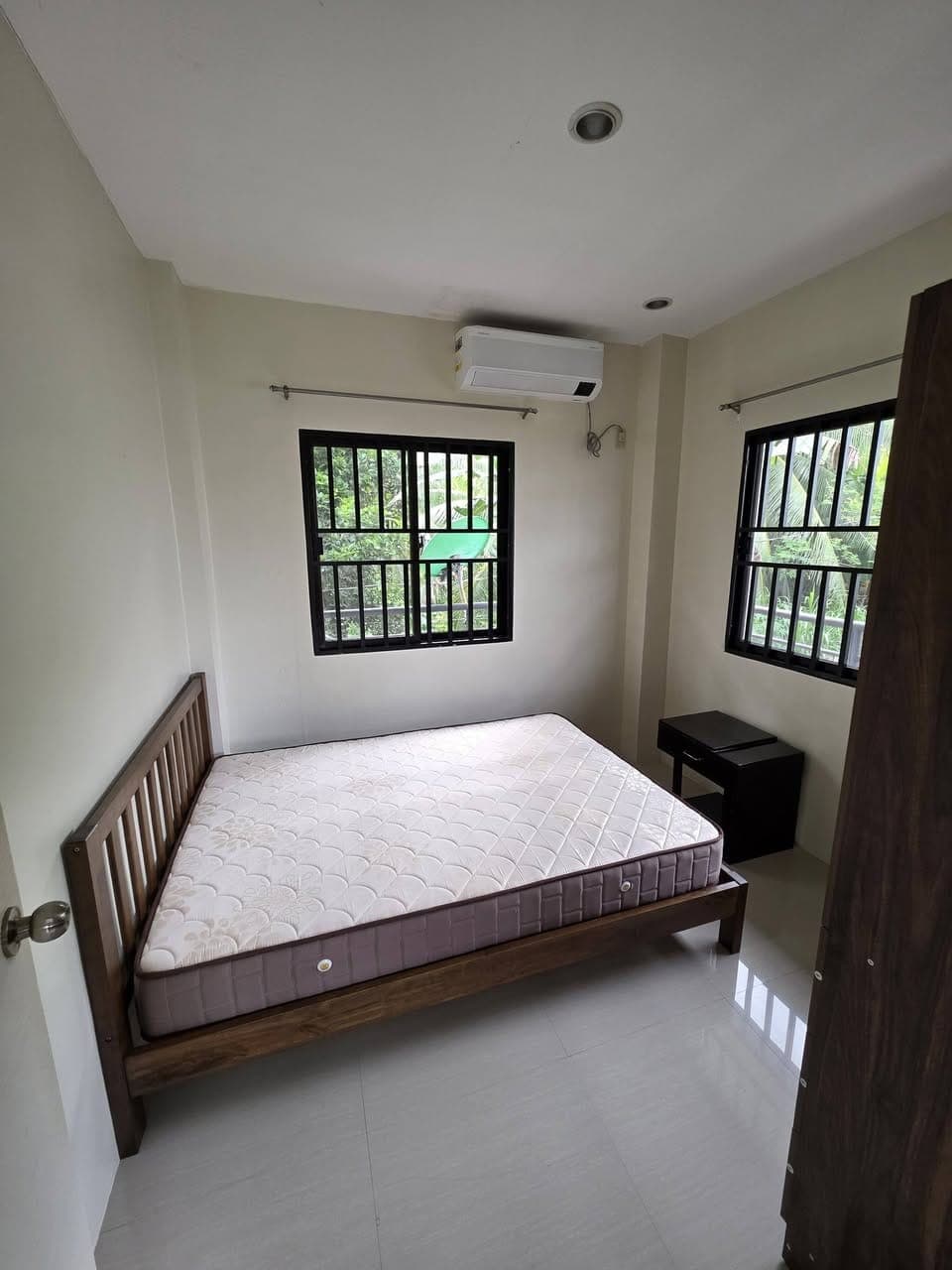 Apartment for Rent - photo 2