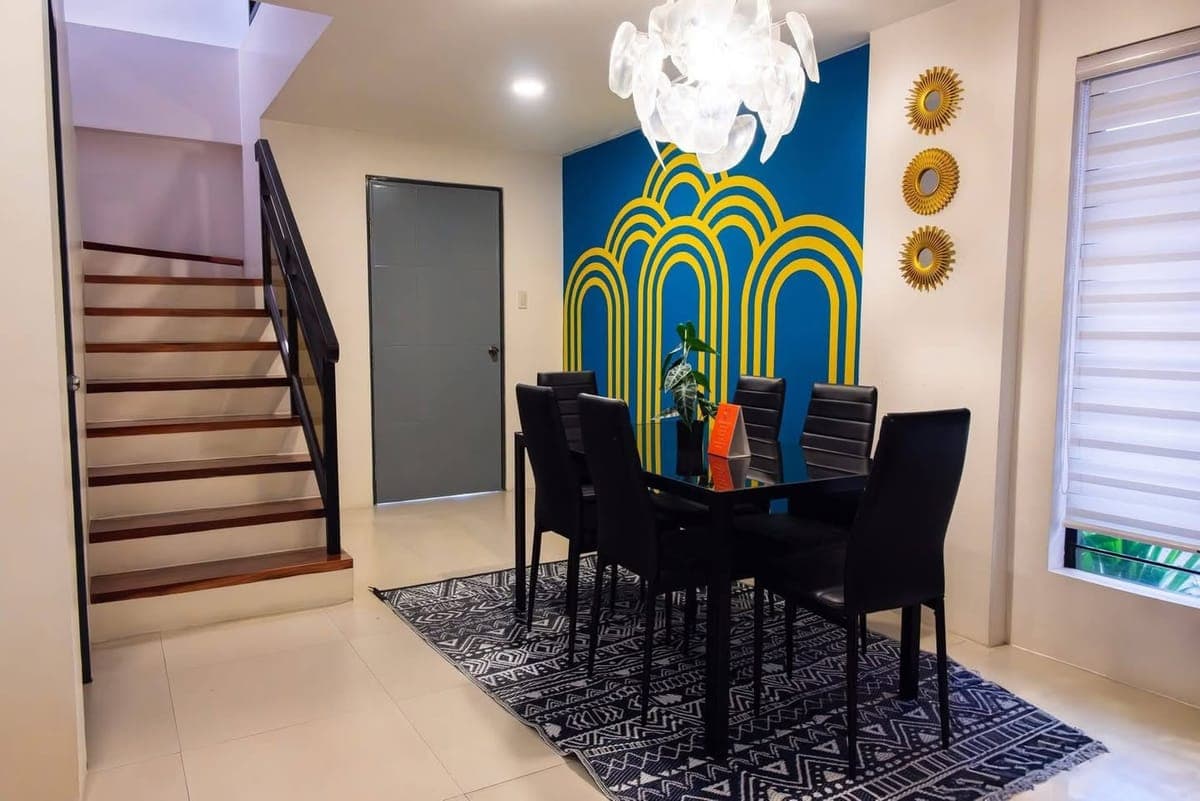 🏢 ✨ Experience upscale living in this fully furnished premium apartment! - photo 4