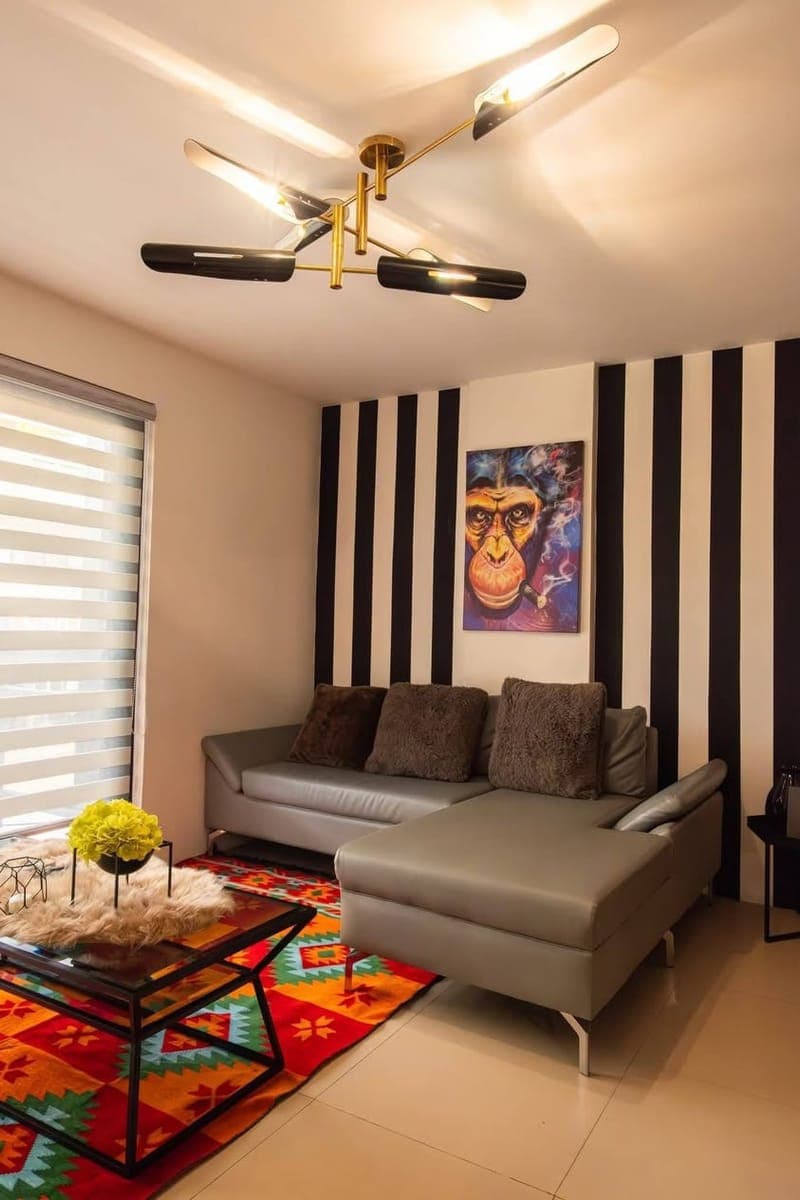🏢 ✨ Experience upscale living in this fully furnished premium apartment! - photo 5