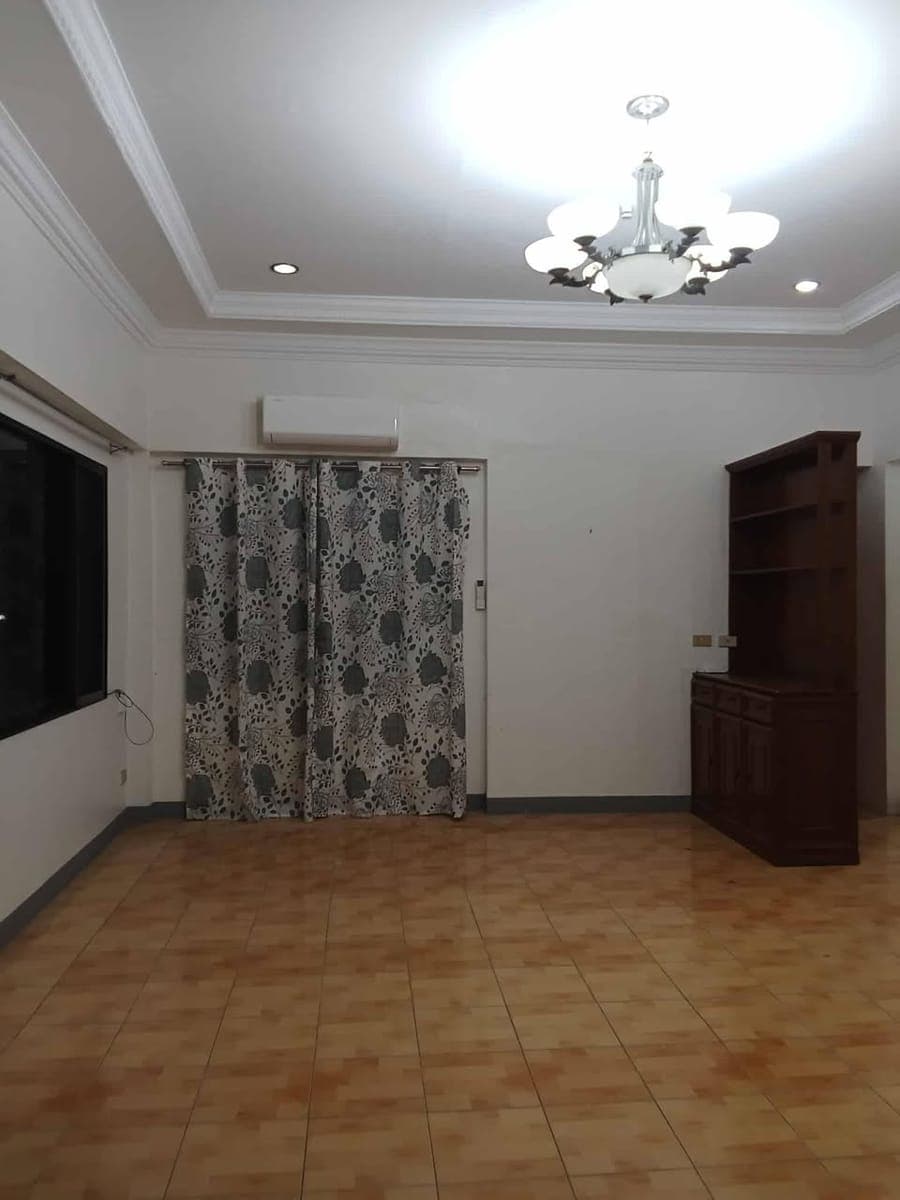 Apartment for Rent - photo 1