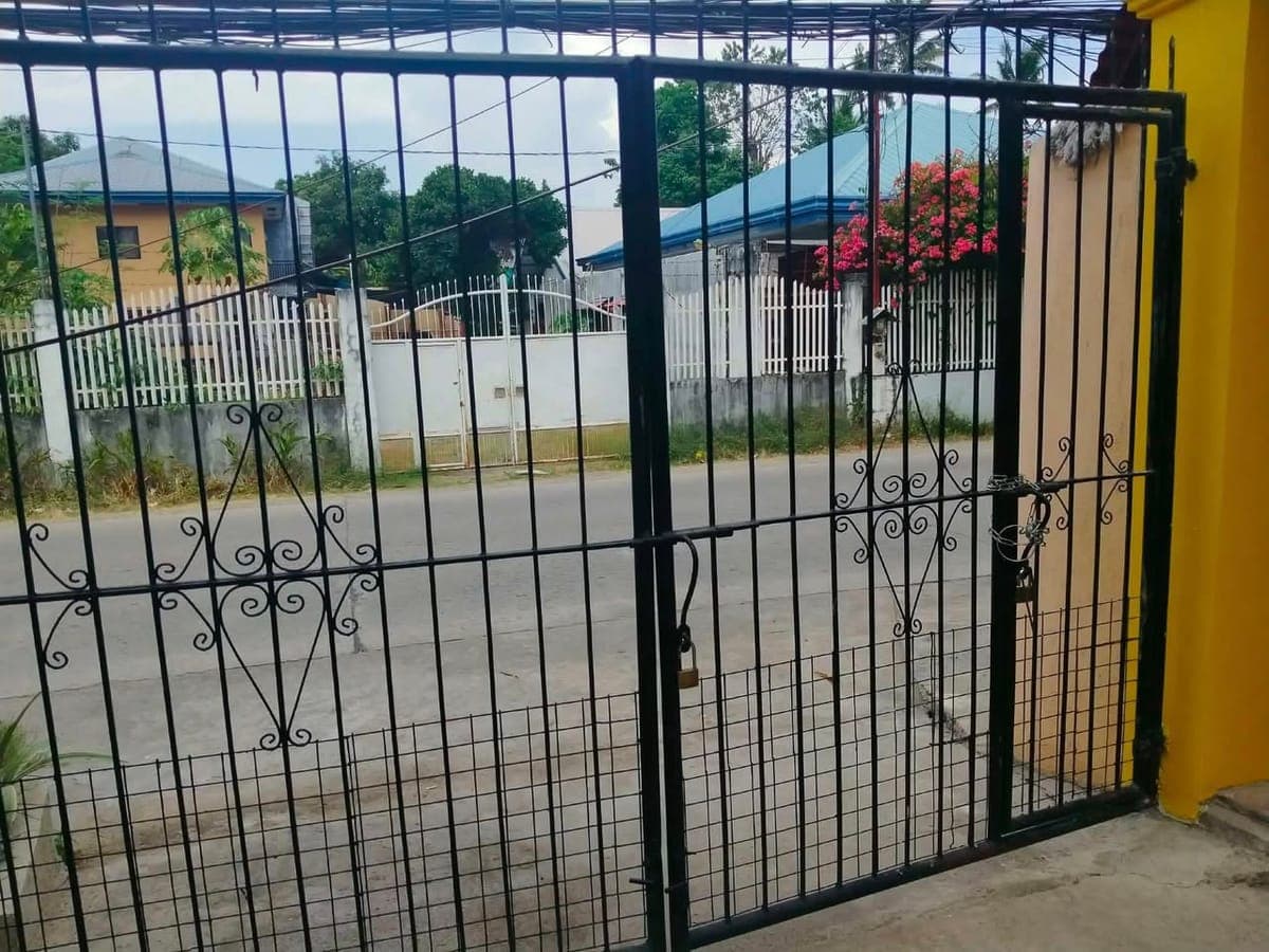 1 BEDROOM w/ split type AC 1CR w/ hot @ cold shower fully furnished w/ outdoor kitchen free water @ internet 13k - photo 3