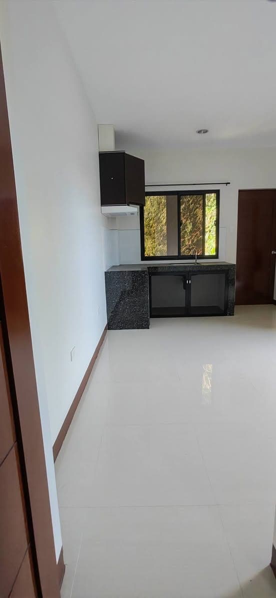 Newly built apartment - photo 4