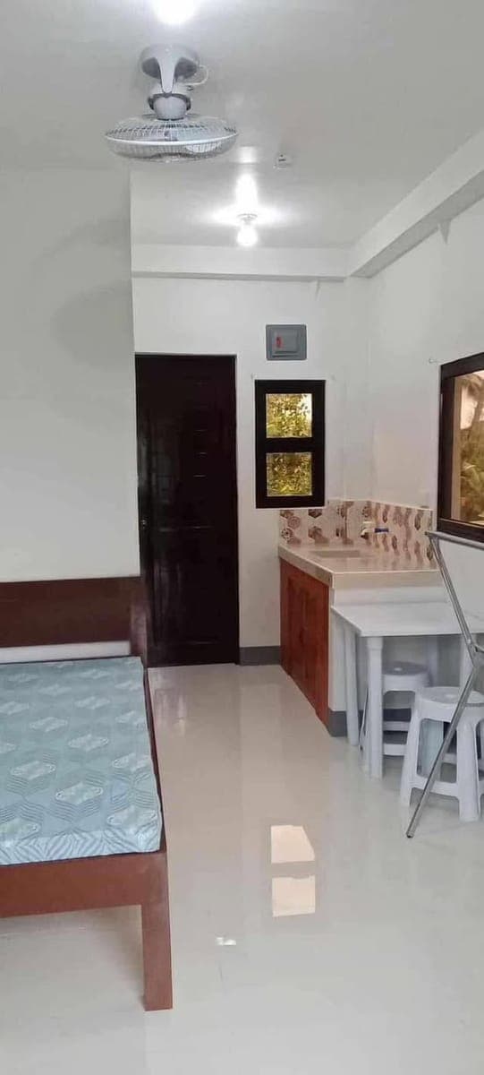 8500 per month Studio unit Apartment - photo 1