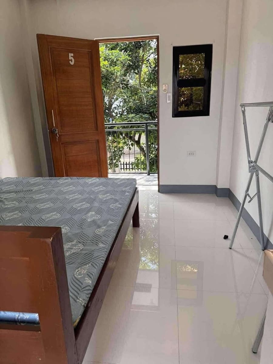 8500 per month Studio unit Apartment - photo 3
