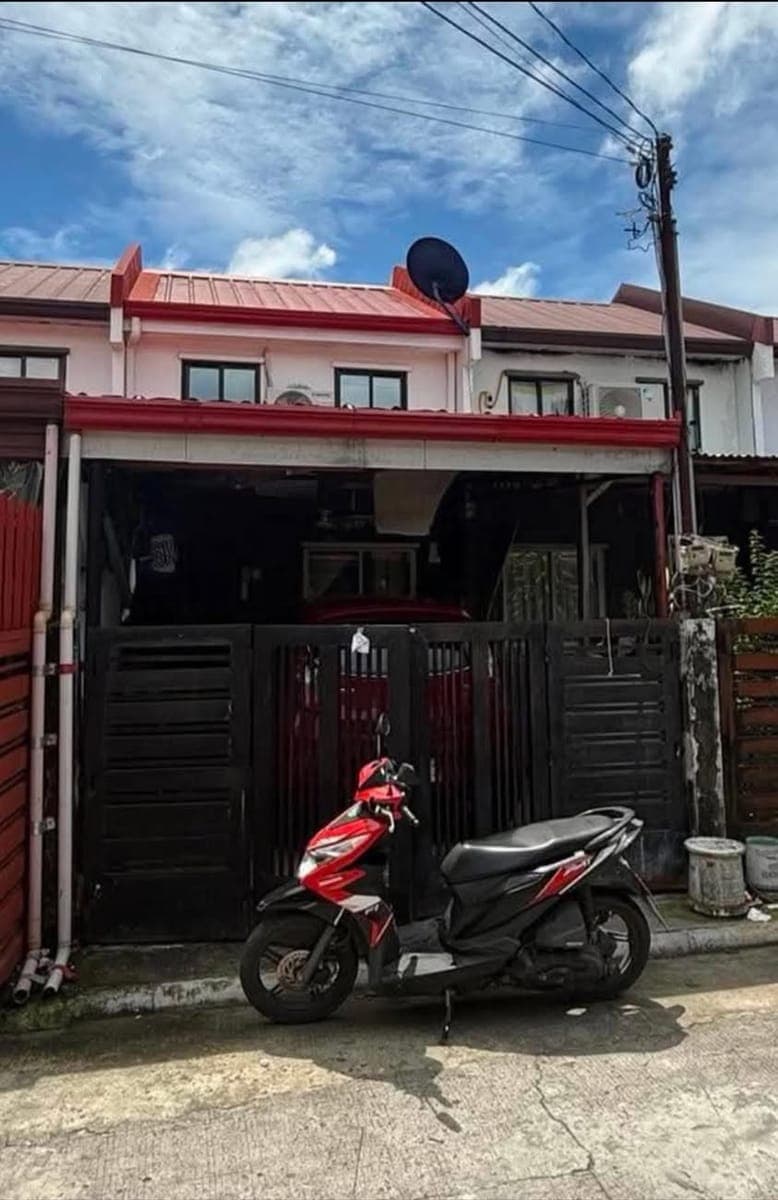 NEW LISTING FOR RENT 7 minutes To Saint Paul University Townhouse for Rent located Aldea Homes Sibulan - photo 1
